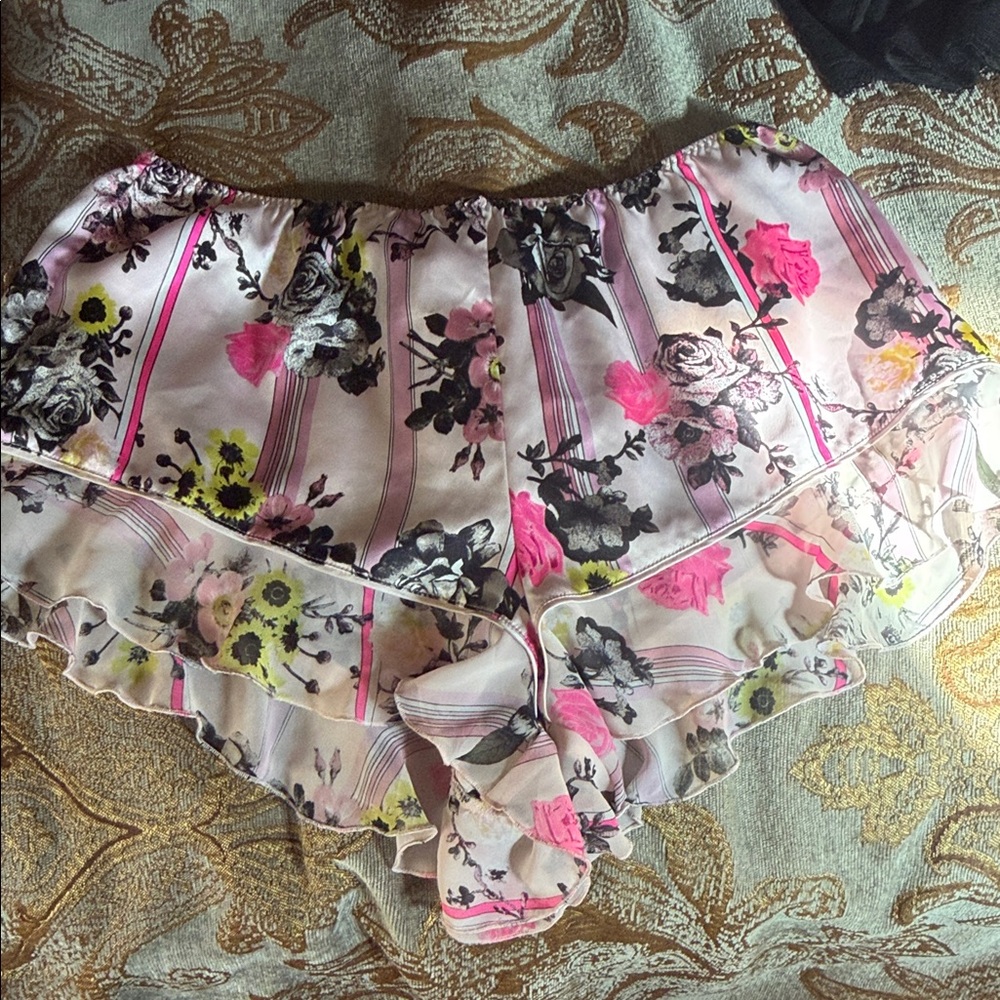 Victoria's Secret Pink Floral Satin Lounge Shorts